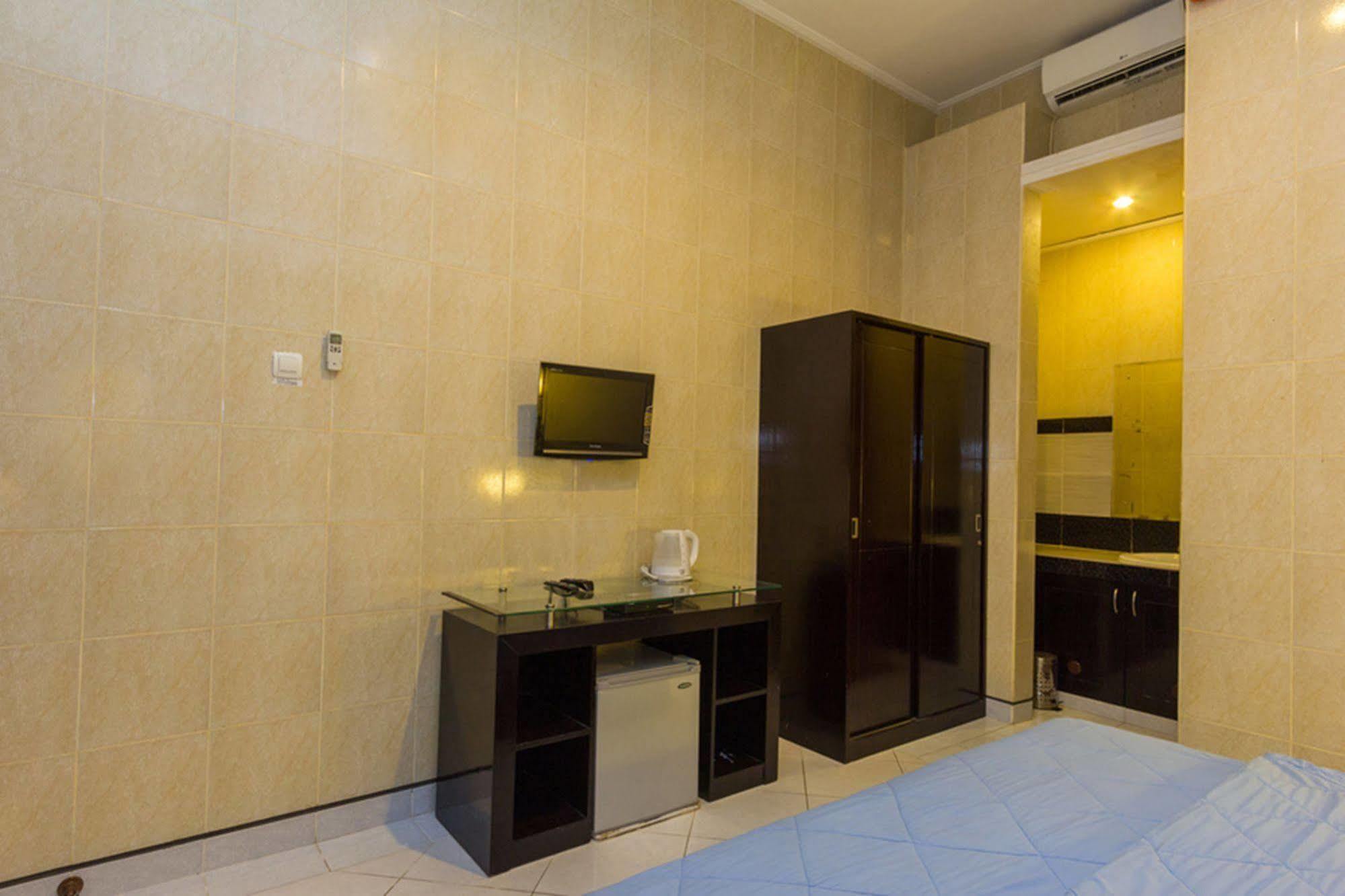 Denays House Hotel Jimbaran Exterior foto
